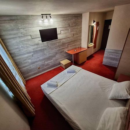 Korona Hotel Blagoevgrad Bagian luar foto